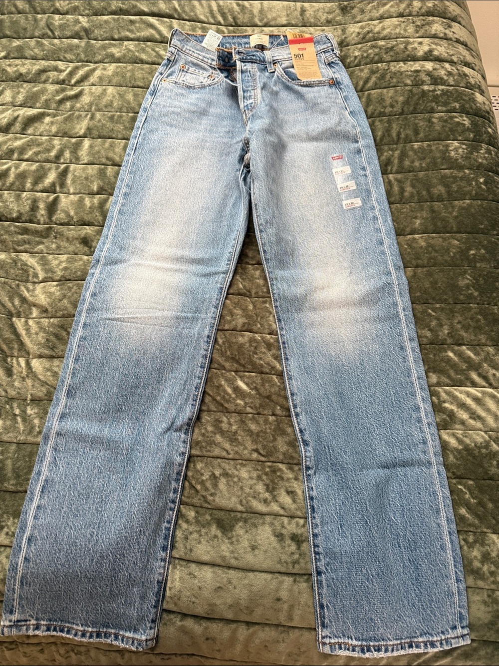 Levi's Women's Straight-Leg Jeans — Light Blue Wash
